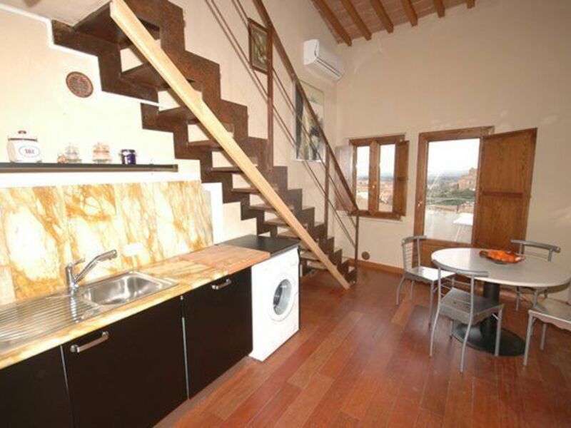 Accommodation:&nbsp;Siena 1