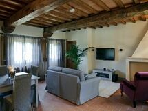 Accommodation:&nbsp;Ninfe 4