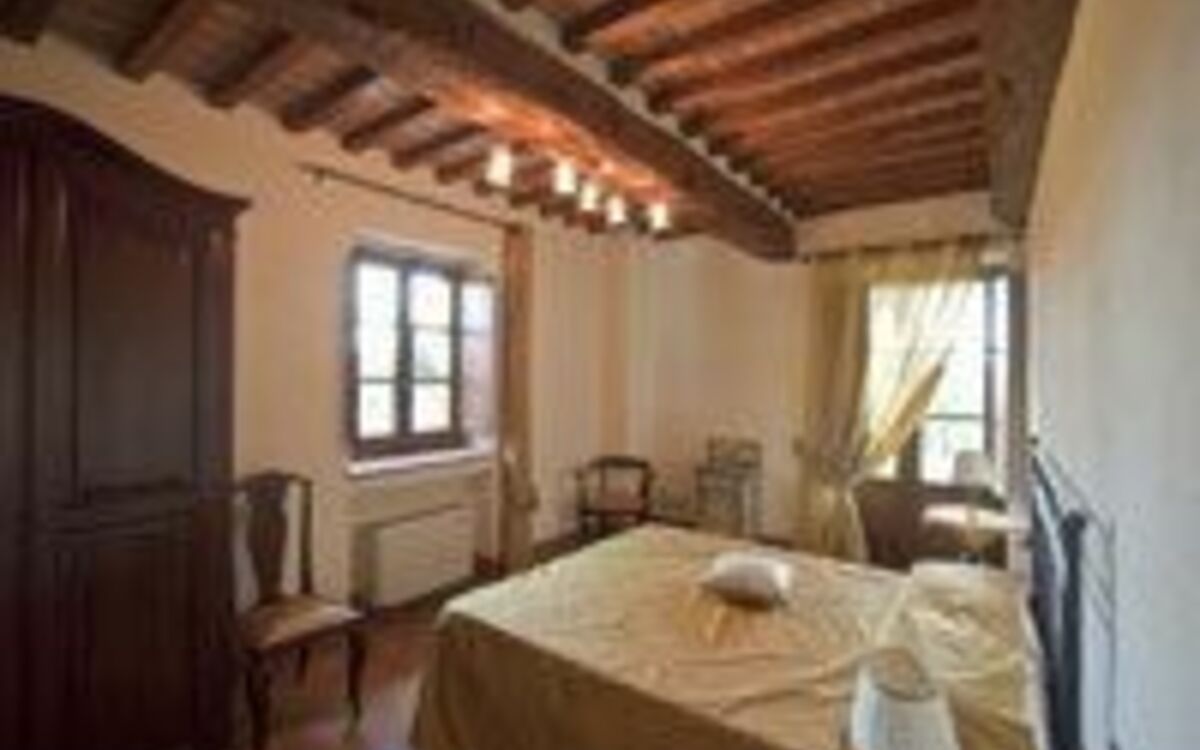 Accommodation:&nbsp;Le Ginestre