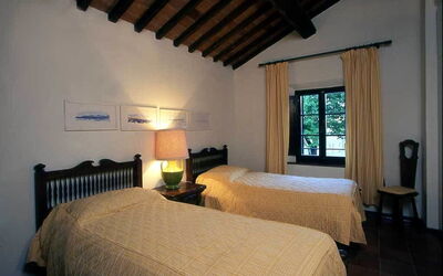 twin bedroom