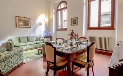 Accommodation:&nbsp;Belle Arti 2 375.2