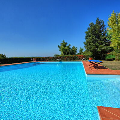 Gellino: Swimming Pool, Property, Leisure, Azure, Real Estate, Estate, Grass, House, Vacation, Villa
