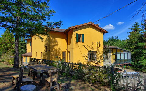 Villa Lorenzo: Property, House, Home, Real Estate, Yellow, Building, Sky, Architecture, Tree, Residential Area