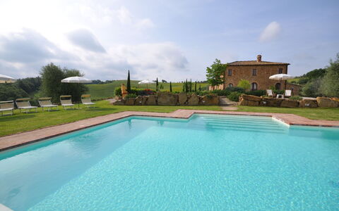Villa Gaeta: Swimming Pool, Property, Real Estate, House, Leisure, Water, Building, Estate, Villa, Home