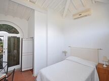 Accommodation:&nbsp;Eremita