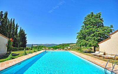 Vittoriana: Swimming Pool, Property, Real Estate, Resort, House, Building, Estate, Leisure, Villa, Residential Area