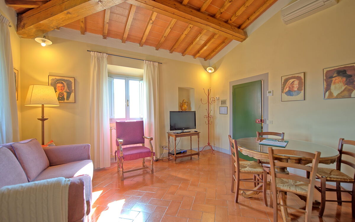Accommodation:&nbsp;Collina 5