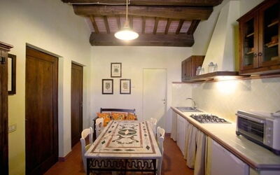 Accommodation:&nbsp;La Rosa