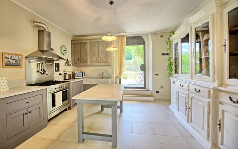 Villa Diletta: Countertop, Property, Room, Furniture, Kitchen, Cabinetry, Floor, Building, Interior Design, Ceiling