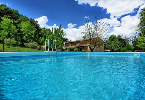 Villa Diletta: Swimming Pool, Property, Water, Leisure, Natural Landscape, Sky, Real Estate, House, Vacation, Summer