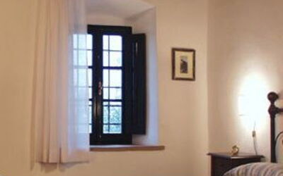 Accommodation:&nbsp;Azalea