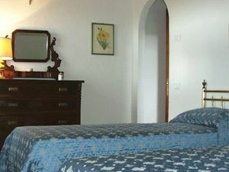 Accommodation:&nbsp;Mirtus