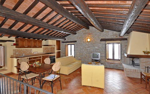 Accommodation:&nbsp;Marradi 4