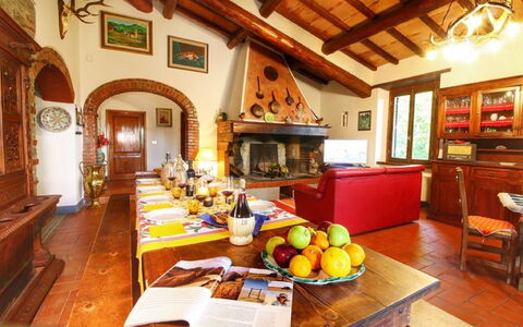 Civitella: Property, Building, Room, House, Interior Design, Real Estate, Home, Villa, Breakfast, Living Room