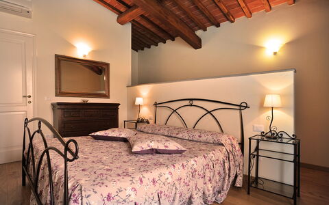 Casa Fabrizio: Building, Property, Furniture, Comfort, Wood, Interior Design, Lighting, Architecture, Floor, Bed Frame