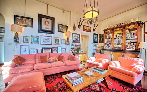 Il Principe: Living Room, Room, Interior Design, Furniture, Property, Couch, Building, House, Orange, Home