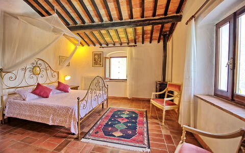 Villa Campogialli: Room, Property, Bedroom, Furniture, Bed, Building, Interior Design, Ceiling, House, Bed Sheet