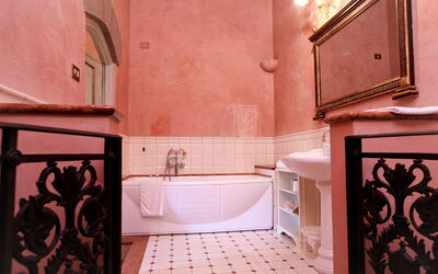 Accommodation:&nbsp;Classic Suite