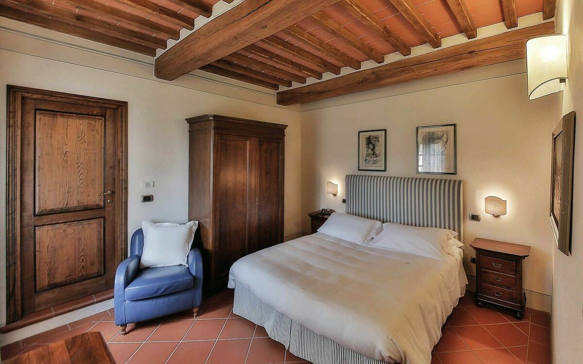 Accommodation:&nbsp;Camera 6