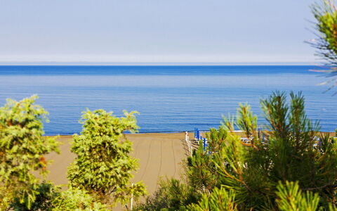 Marina Di Castagneto 200
