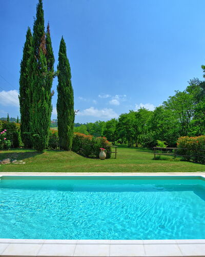 Casa Ovile: Water, Plant, Sky, Daytime, Cloud, Property, Swimming Pool, Green, Azure, Tree