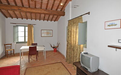 Accommodation:&nbsp;Cornia 9