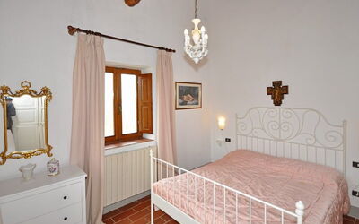 Accommodation:&nbsp;Ninfee