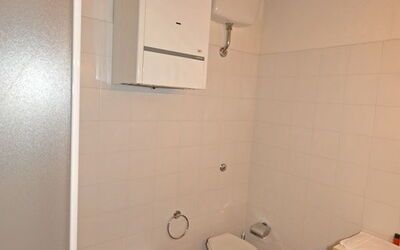 Accommodation:&nbsp;Ginestra