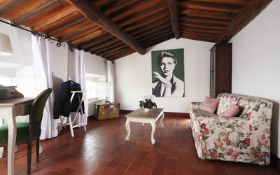 Accommodation:&nbsp;Villa Lorien
