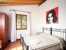 Accommodation:&nbsp;Cecilia