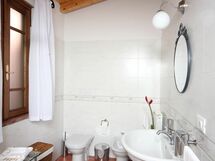 Accommodation:&nbsp;Cecilia