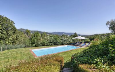 Le Pergole: Natural Landscape, Property, Swimming Pool, Real Estate, Nature Reserve, Estate, House, Landscape, Rural Area, Grass