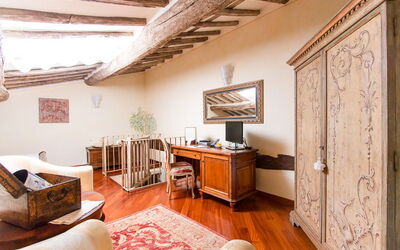 Accommodation:&nbsp;Biancospino