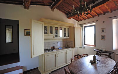 Accommodation:&nbsp;Corsignano 7