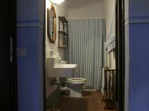 Accommodation:&nbsp;Blue