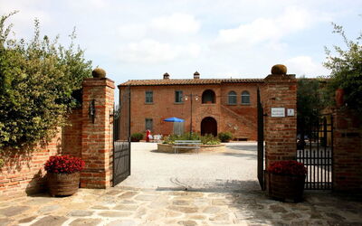 Accommodation:&nbsp;Acquaio