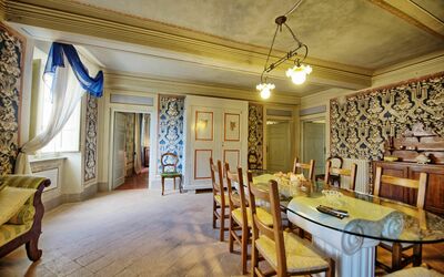 Conte: Room, Property, Interior Design, Building, Ceiling, Furniture, Yellow, Estate, Real Estate, Dining Room