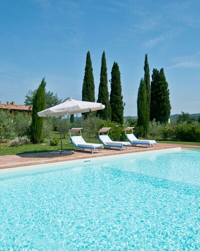 Villa Lorian: Swimming Pool, Property, Real Estate, House, Villa, Building, Estate, Vacation, Leisure, Resort