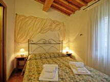 Accommodation:&nbsp;Nido