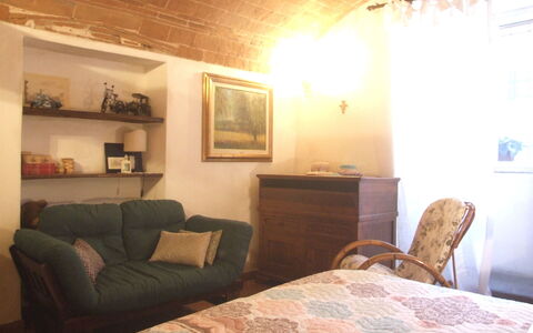 Appartamento Le Volte: Room, Furniture, Property, Bedroom, Bed, Interior Design, Ceiling, Wall, Floor, Building