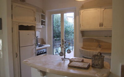 Accommodation:&nbsp;Azalea