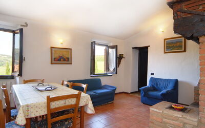 Accommodation:&nbsp;Iris