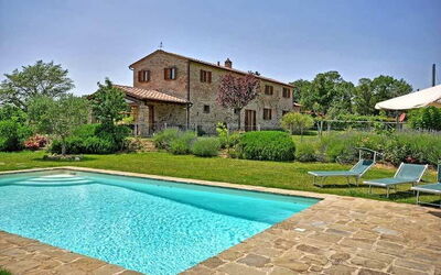 Exclusive Villas in Cortona Area